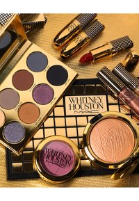 MAC WHITNEY HOUSTON POWDER BLUSH LIMITED EDITION - Blusher - nippy's plum rose