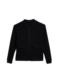 Giacca nera con zip realizzata in tessuto testurizzato. Presenta un colletto rotondo, maniche lunghe e due tasche frontali a toppa.