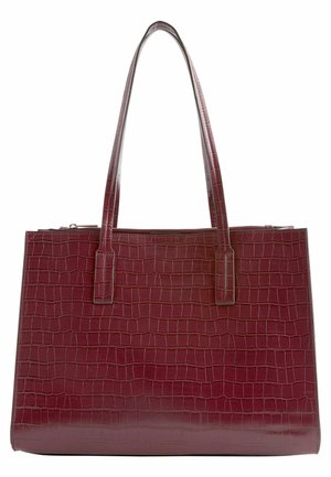 Sac à main rectangulaire rouge foncé avec texture crocodile brillante et deux longues anses.