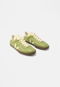 Επιλέχθηκε, kiwi