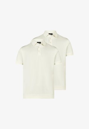 Due magliette polo bianche semplici a maniche corte con colletto e patta con tre bottoni, esposte su uno sfondo bianco.