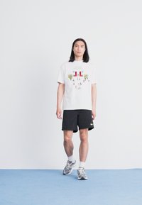 The New Originals RUNNING - Shorts - black