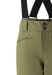 Grüne Hose mit verstellbaren schwarzen Trägern, ausgestattet mit einer Front-Reißverschlusstasche, flachem Vorderteil und zwei Knopfverschlüssen an der Taille.