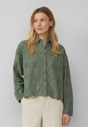 MIT LOCHSTICKEREI - Hemdbluse - dunkles salbeigrün