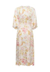 Robe midi blanche avec motifs floraux roses et beiges, taille élastiquée et manches bouffantes trois-quarts.