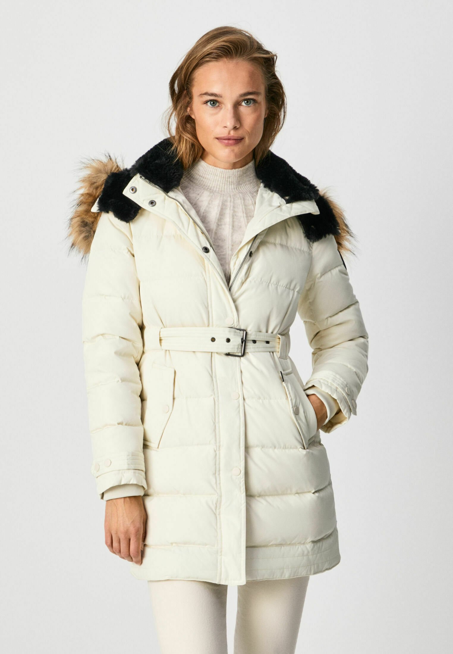 Pepe Jeans BERTA Abrigo de plumas - mousse/crema - Zalando.es