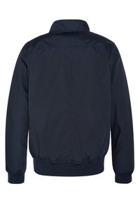 Marineblå bomberjakke med en glat, mat finish. Har krave, elastiske manchetter og en tætsiddende talje, der giver en strømlinet silhuet.