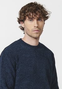 Koroshi - Sweter