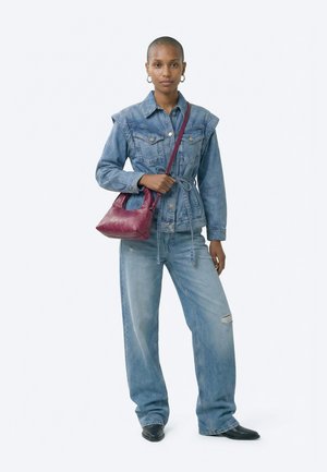 Calvin Klein EMBLEM PUFFER BAG WITH STRAP - Cross body bag - alluring pink