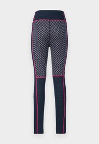 Marine leggings med en tettsittende design, med et teksturert mønster og rosa detaljer langs sømmene for kontrast og detaljer.
