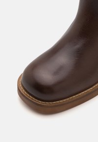 Pavement ANNELI VINTAGE - Bottes à plateau - brown