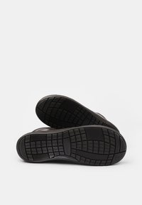 Bata WEINBRENNER - Fűzős bokacsizmák - dark brown