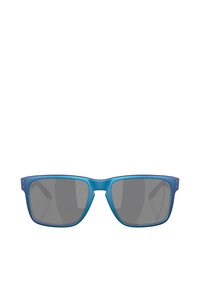 Occhiali da sole blu con montatura quadrata, accentuazioni in metallo e lenti grigie. Texture liscia con un leggero gradiente dal blu scuro al blu chiaro.