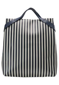 Grand sac cabas avec des rayures verticales noires et blanches et des anses foncées qui se croisent en haut.