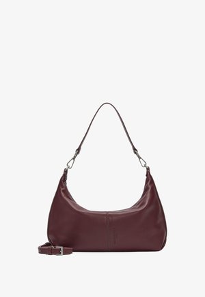 Sac à bandoulière en cuir bordeaux à forme arrondie, avec une poignée supérieure et une bandoulière réglable. Présente des éléments en métal argenté et une texture lisse.