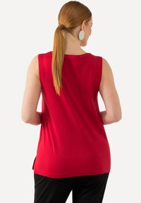 Ulla Popken PIMA  - Top - salsa