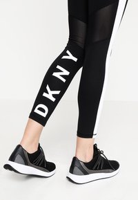 DKNY Leggings - white