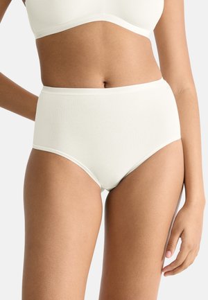 Hoge taille, lichtgekleurde onderbroek gemaakt van zacht materiaal, met een gladde textuur en naadloos ontwerp voor comfort.