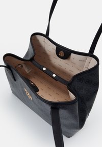 Guess VIKKY SET - Kabelka - coal