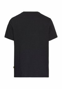 Sort kortærmet T-shirt med rund hals, lavet af et struktureret stof. Har et lille mærke på den nederste venstre søm.