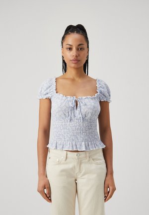 SMOCK FRILL  - Blusa - baby blue ditsy