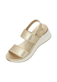 Goldfarbene metallische Sandale mit zwei breiten Riemen, offener Spitze und Slingback-Design. Weiße klobige Sohle mit leichter Kurve, glatte Textur.