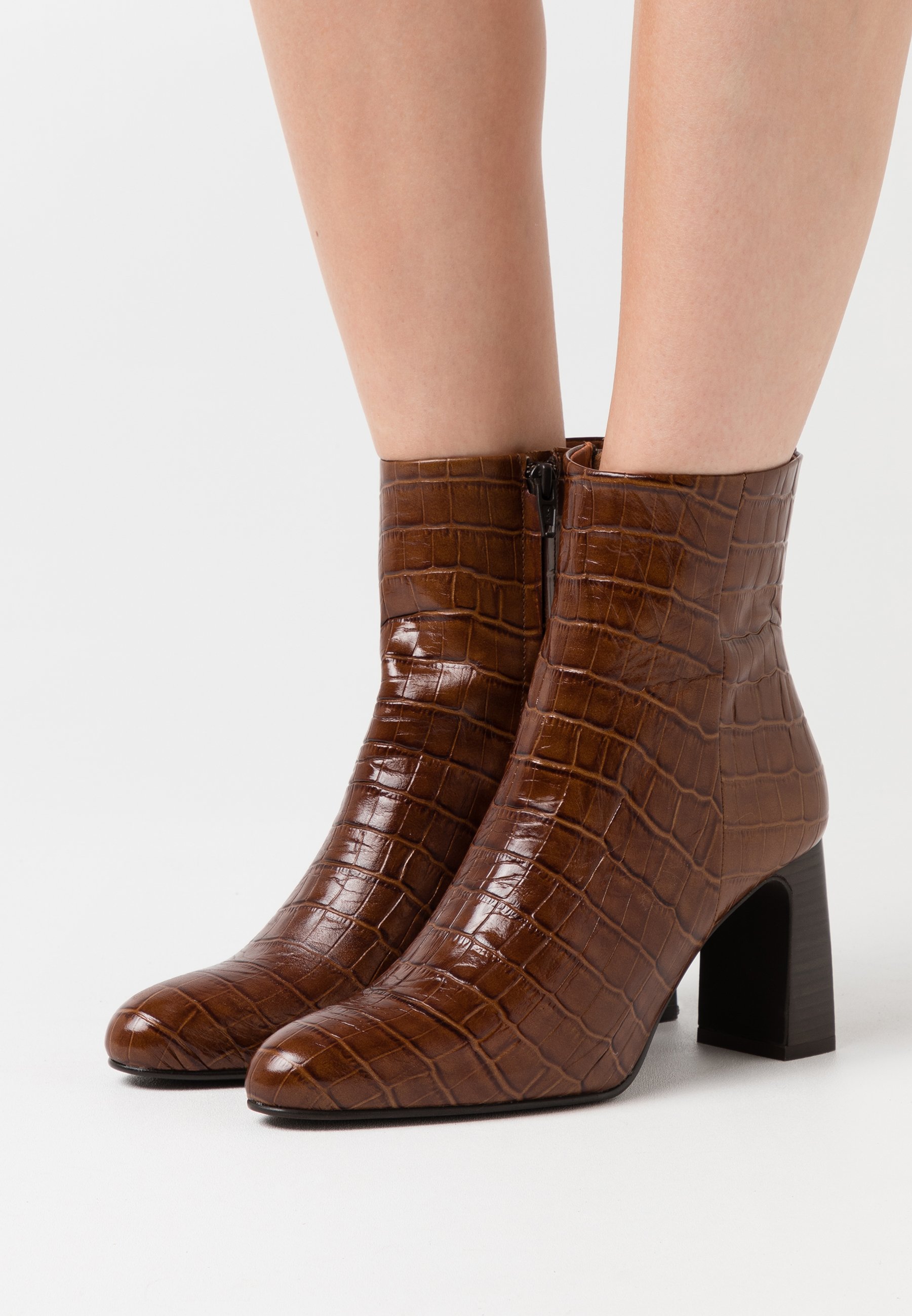 bottines ouverte marron bottines ouverte marron