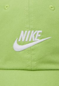 Nike Sportswear HERITAGE FUTURA - Boné - vivid green
