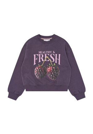 Ciemnofioletowa bluza z napisem „Healthy & Fresh” nad dwoma dużymi realistycznymi jeżynami z przodu.