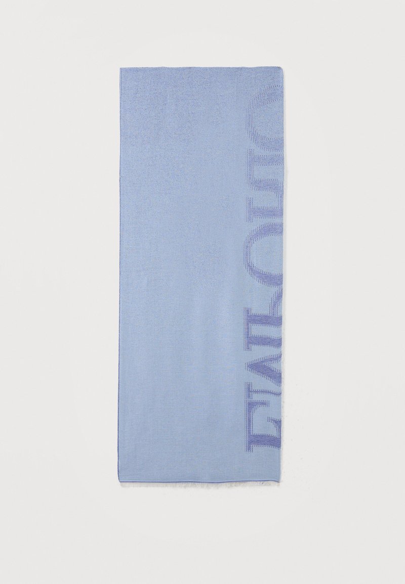 Écharpe rectangulaire bleu clair avec le texte "ETAT FORT" tissé le long d'un bord sur un fond blanc.