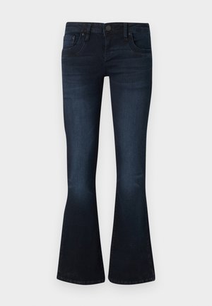 Σκούρο μπλε γυναικείο παντελόνι bootcut με μπροστινό κουμπί, πέντε τσέπες και ελαφριά ξεθώριασμα στα μηρών και στα γόνατα σε απλό φόντο.