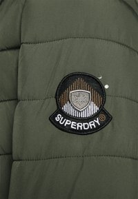 Superdry & Co FUJI JACKET - Casaco de inverno - dark moss