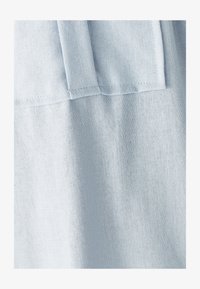 Selezionato, sky blue