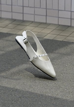 ONLY SHOES ONLAURA - Slingback-ballerinasko - off white