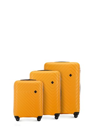 LUGGAGE SET FROM ABS - Luggage set - orange