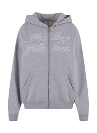 Grau zip-up Kapuzenpullover aus weichem Baumwollmaterial. Verfügt über eine gefütterte Kapuze, zwei seitliche Taschen und einen weißen gestickten Text "Feeling Felicious" auf der Vorderseite.