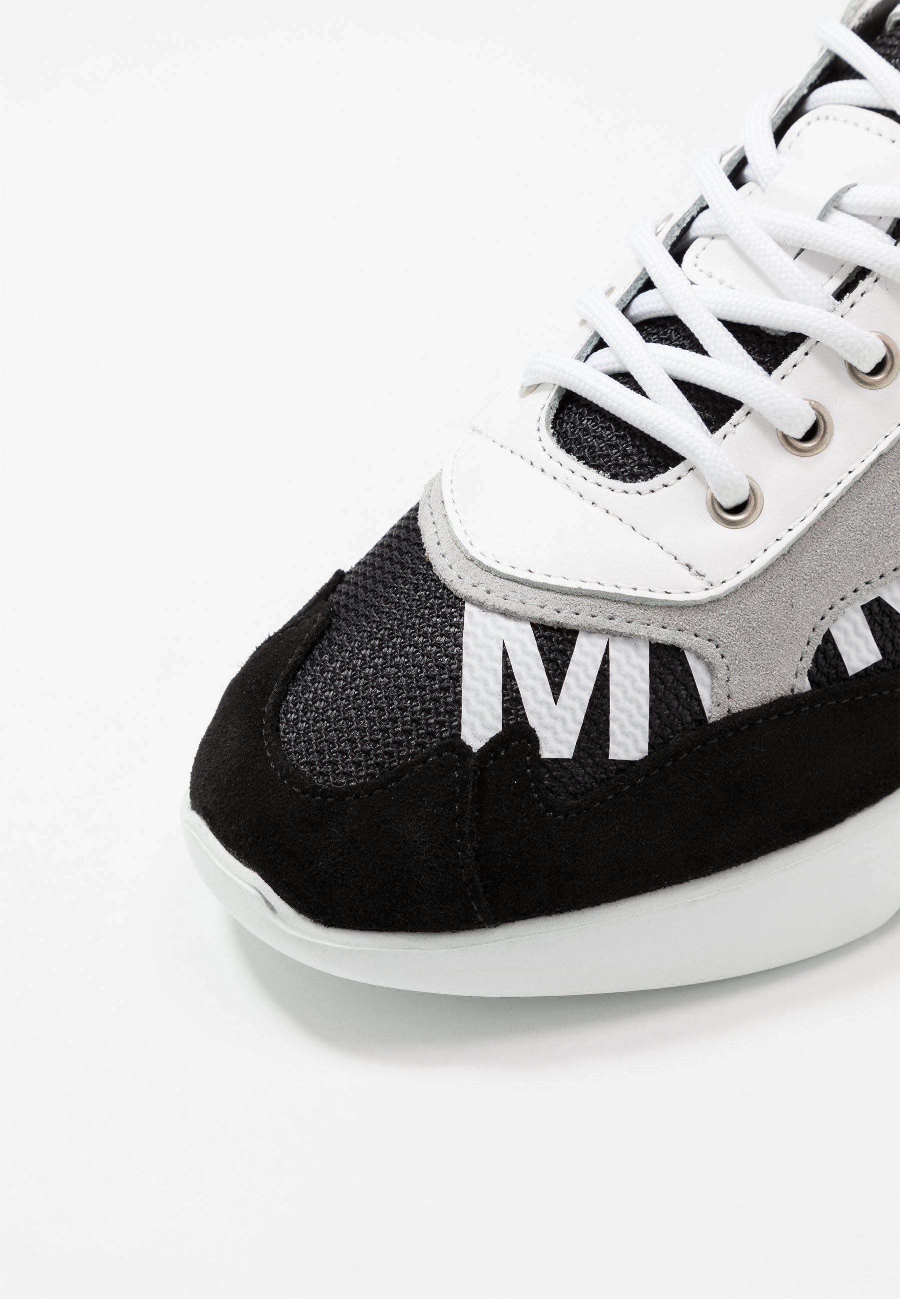 Mercer Amsterdam Joggesko blackwhitesvart Zalando.no Mercer Amsterdam THE W3RD Joggesko blackwhitesvart