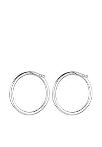 Sidabriniai laidūs auskarai su lygiu, blizgiu paviršiumi, apvalios formos ir paprasto užsegimo dizainu, užtikrinančiu saugų uždarymą.