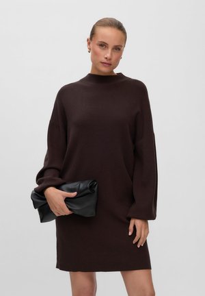 Vero Moda, VMNANCY FUNNEL NECK DRESS - Рокля тип пуловер - chocolate torte