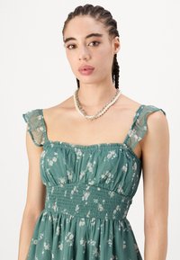 Hollister Co. SAIDIE MIDI DRESS - Dnevna obleka - chestnut