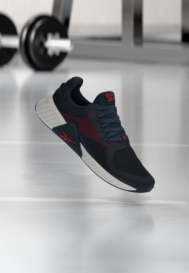 Reebok FLIP CHARGE vector navy/vector red/white/dark blue