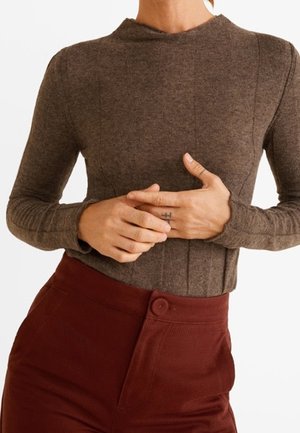 Pullover - brown