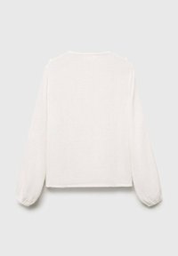 Langärmlige weiße Bluse mit Struktur, elastischen Säumen und rundem Ausschnitt, von hinten auf einem hellen Hintergrund gezeigt.