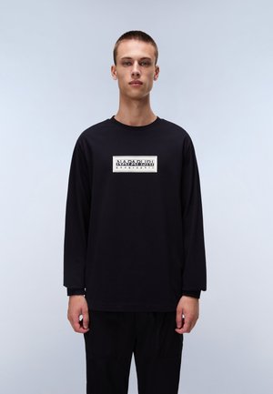 Long-sleeve black t-shirt made of cotton. Features a white rectangular logo on the chest that reads "NAPAPIJRI geographic." Smooth texture.