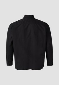 Zwarte langslavige blouse met een button-down kraag. Gladde stof, rechte snit en manchet met knoopsluitingen. Geen zichtbare patronen of accenten.