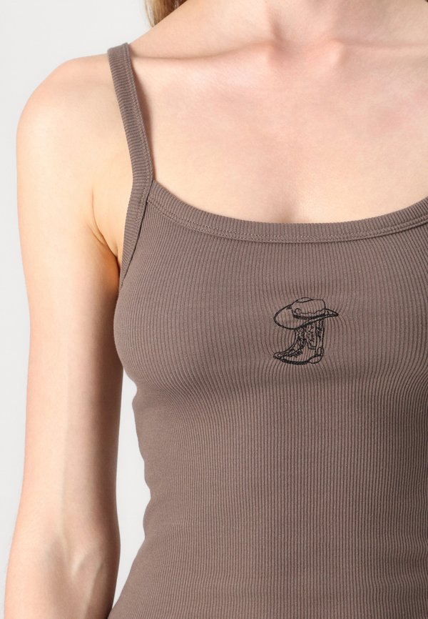 NMSTINE WESTERN 2 PACK - Top3