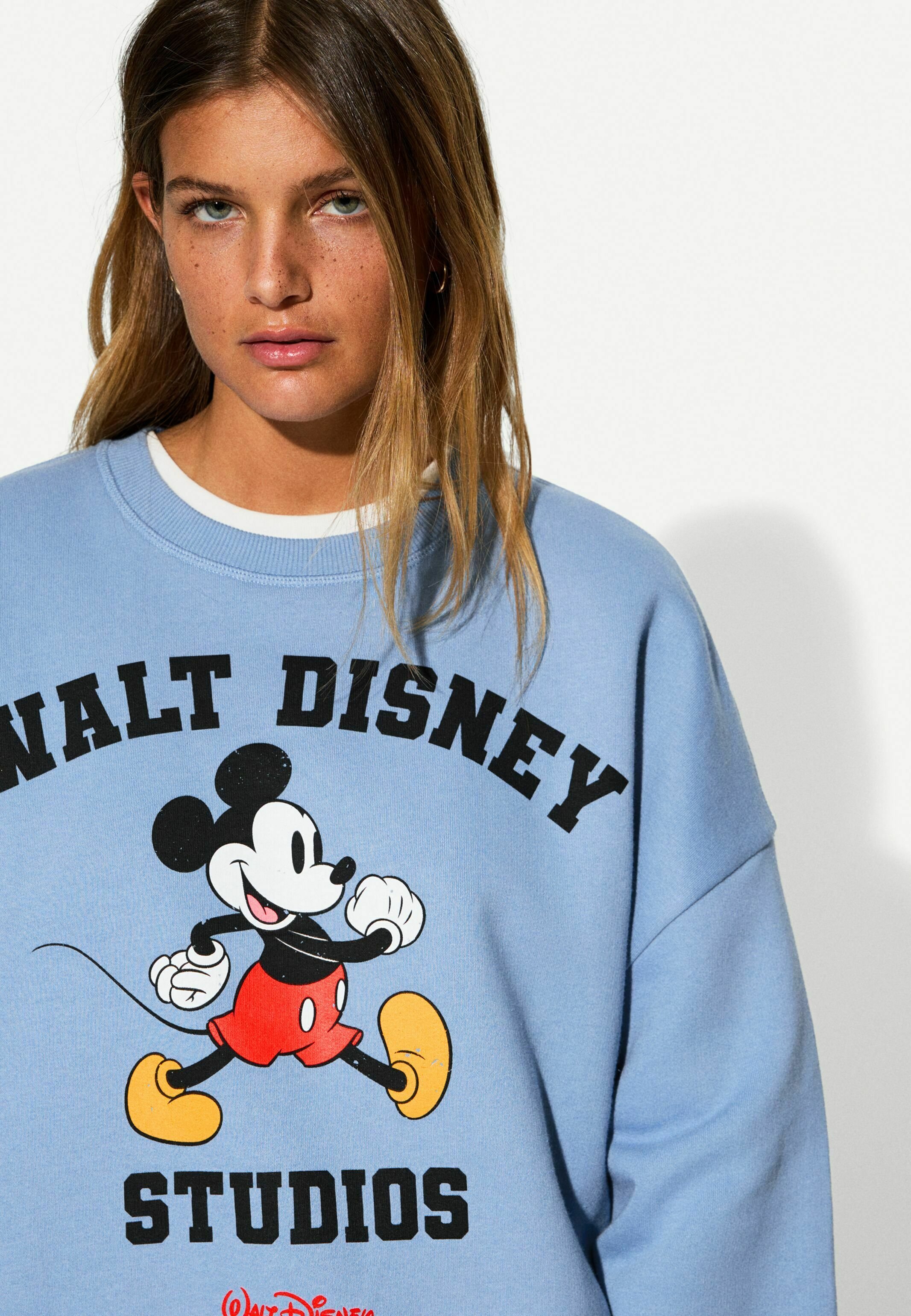 Bershka MICKEY MOUSE PRINT - Sweatshirt - light blue - Zalando
