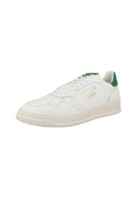 White leather sneaker with a green heel cap, perforated toe, and cream rubber sole. Features gold logo and three star accents on the side.