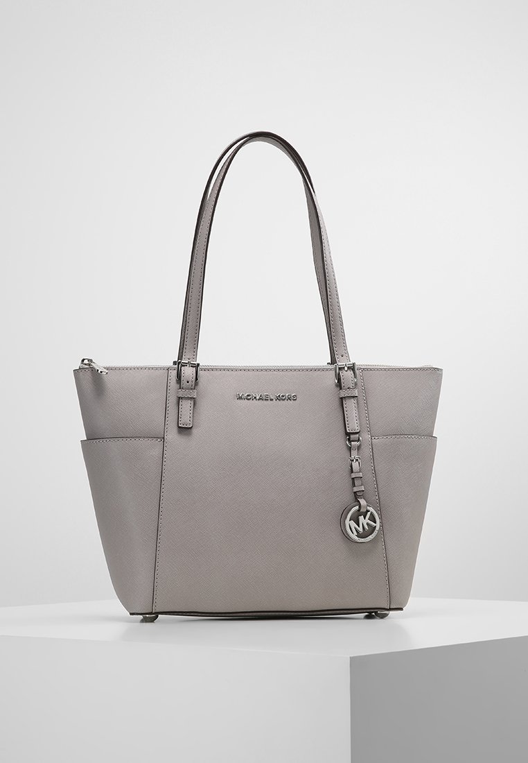 MICHAEL Michael Kors JET SET Håndveske pearl grey MICHAEL Michael Kors JET SET Håndveske pearl grey
