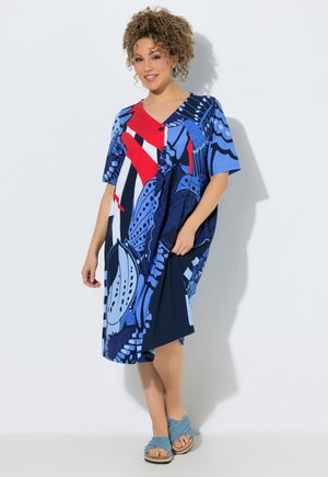 Ulla Popken, ALLOVER PRINT SHORT SLEEVE POCKET DRESS - Vestito di maglina - marine